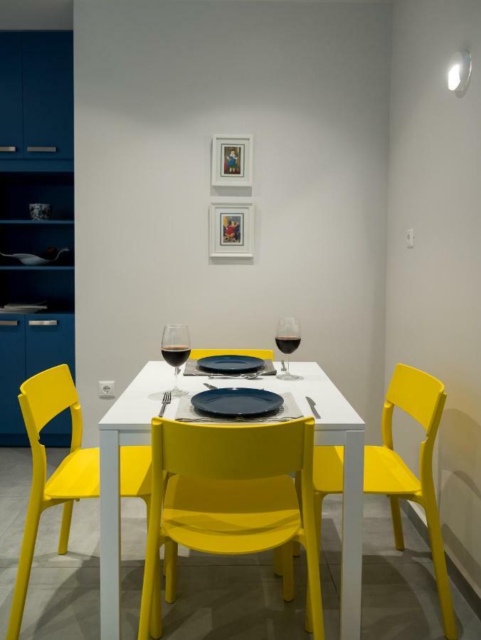 Central Cozy Studio With A Secret Garden Atenas Exterior foto