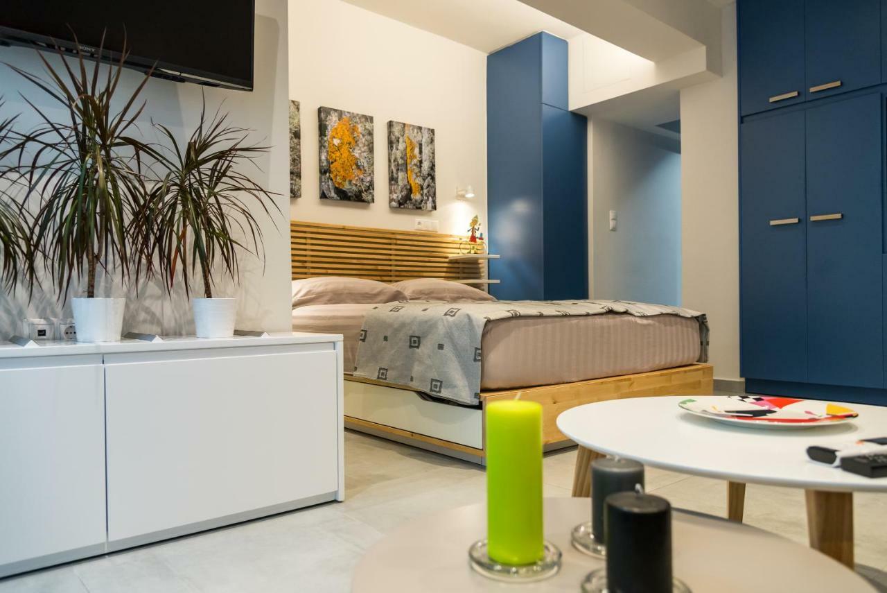 Central Cozy Studio With A Secret Garden Atenas Exterior foto